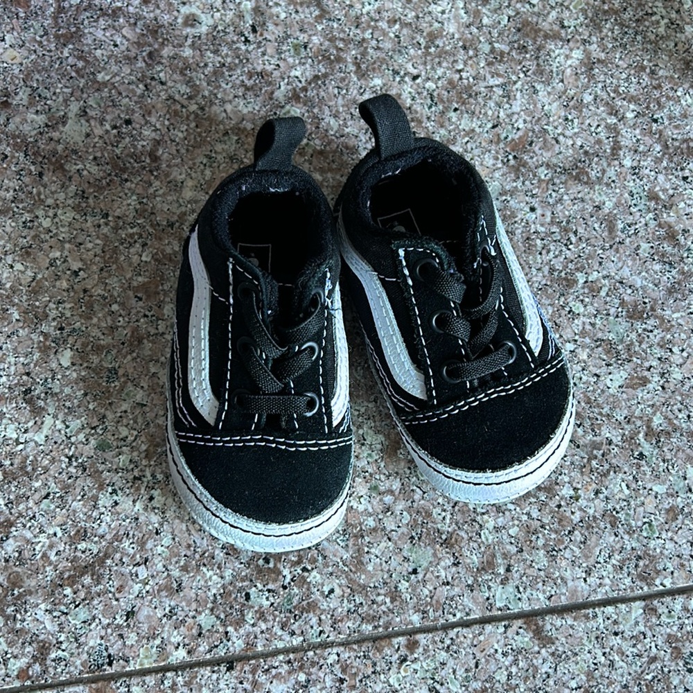 Infant vans 3c